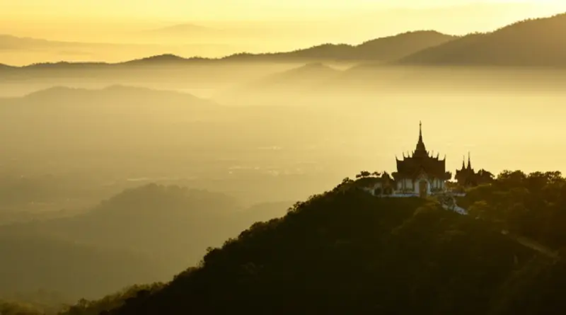 Best times and seasons to catch a serene Doi Suthep sunrise in 2025 (weather, festival dates, and peak tourist windows)