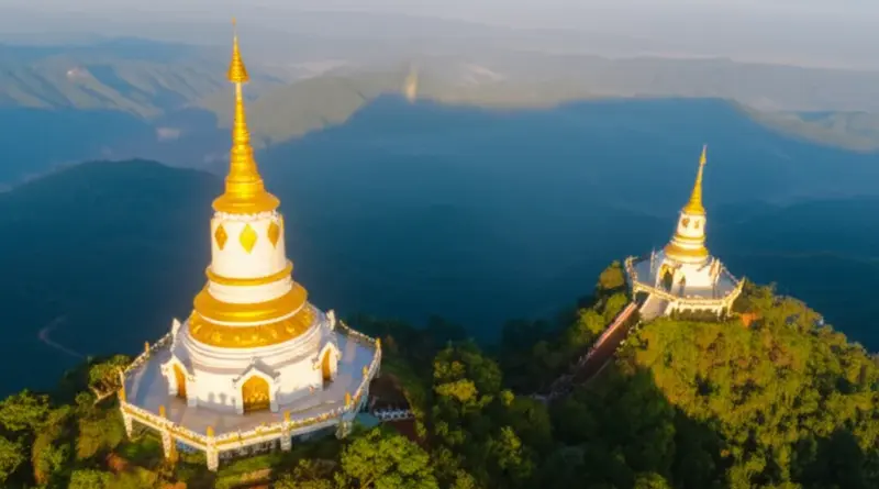 Visiting the Twin Pagodas (Phra Mahathat Naphamethanidon and Naphaphonphumisiri): History, Photo Spots and Sunrise Views