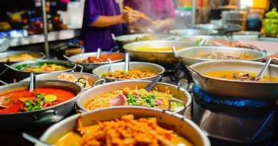 Top Halal and Muslim-Friendly Dishes to Try in Chiang Mai (Khao Soi, Northern Curries, Street Food) — what’s truly halal, variations, and recommended vendors