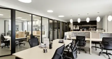 Workcation-friendly hotel amenities and services: desks, meeting rooms, coffee, long-stay rates, and business support
