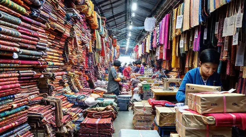 Fabric, Textiles & Tailoring in Kad Luang: Types of Fabrics, How to Bargain, Custom Tailor Workflow, Prices & Shipping Tips