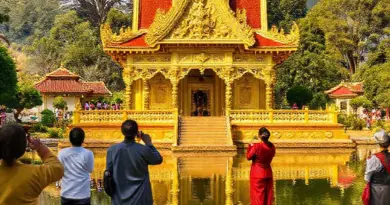 Golden Pavilion (Ho Kham Luang) guide — history, architecture, photography spots and cultural etiquette